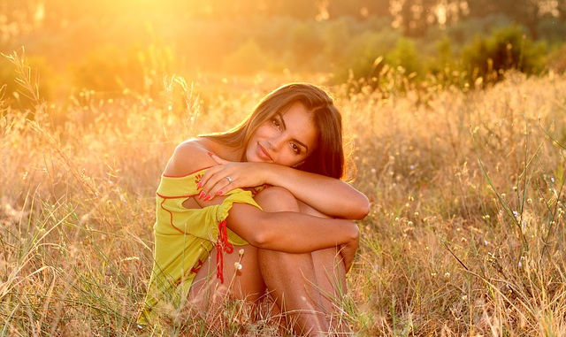 girl-1545885_640 girl