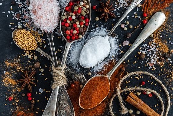 salt-1914130_640-compressor spices-for-weight-loss