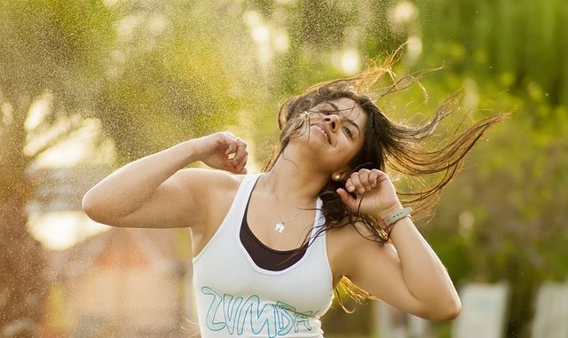 zumba-2382200_640 zumba