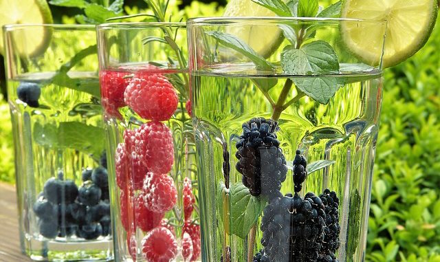 water-2367023_640 detox