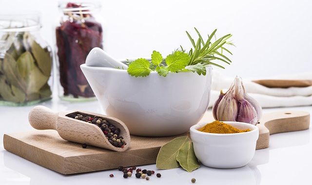 herbs-923496_640 turmeric-spices